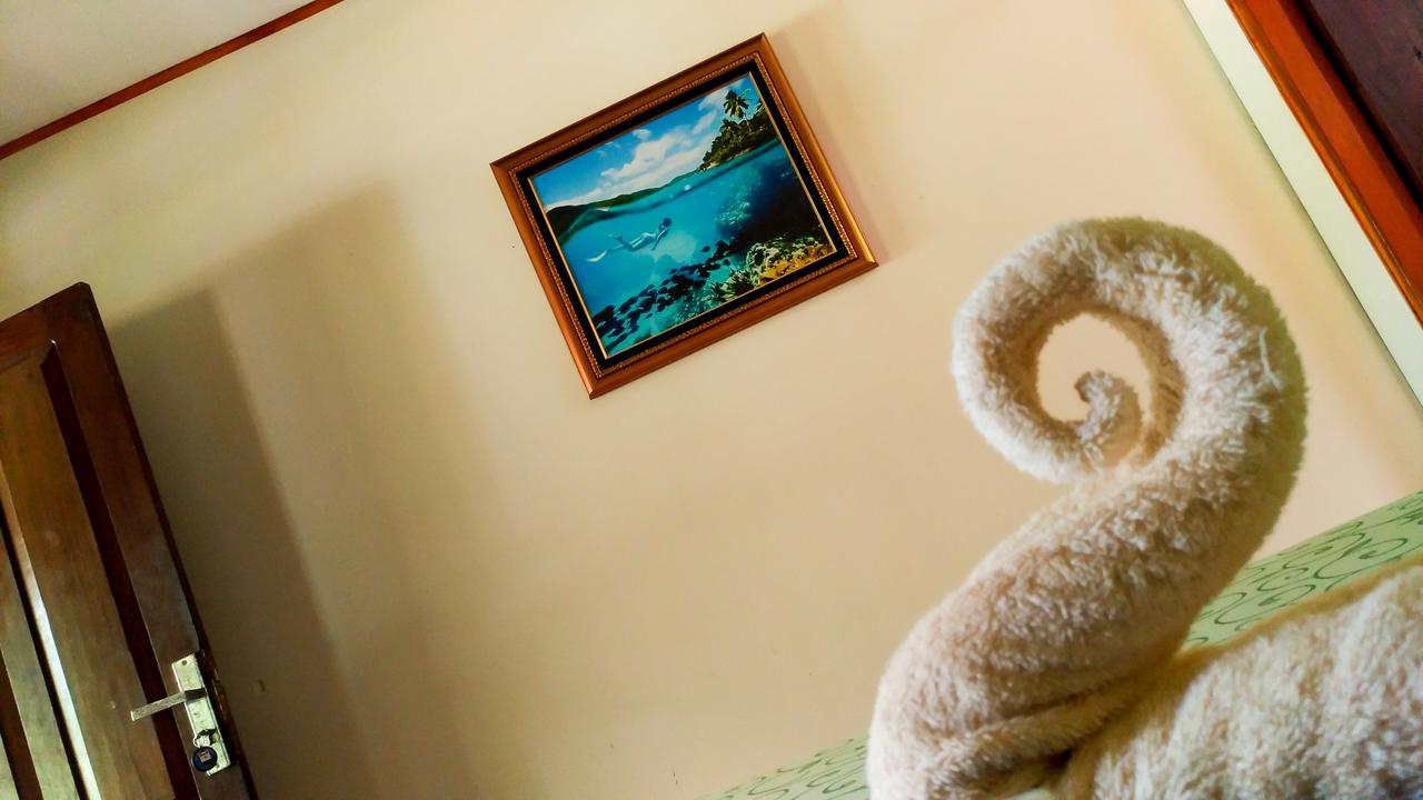 Hotel Panorama Backpackers Bunaken Exteriér fotografie